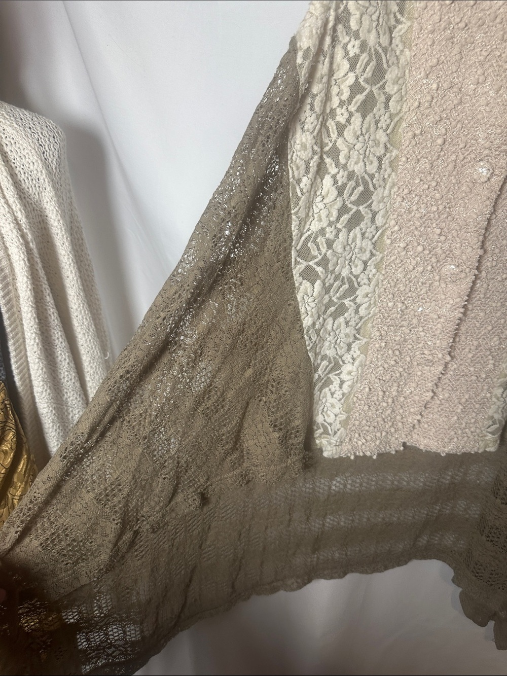 Areve Lace & Knit Layered Sleeveless Tunic in Cream and Taupe - Picture 2 of 11